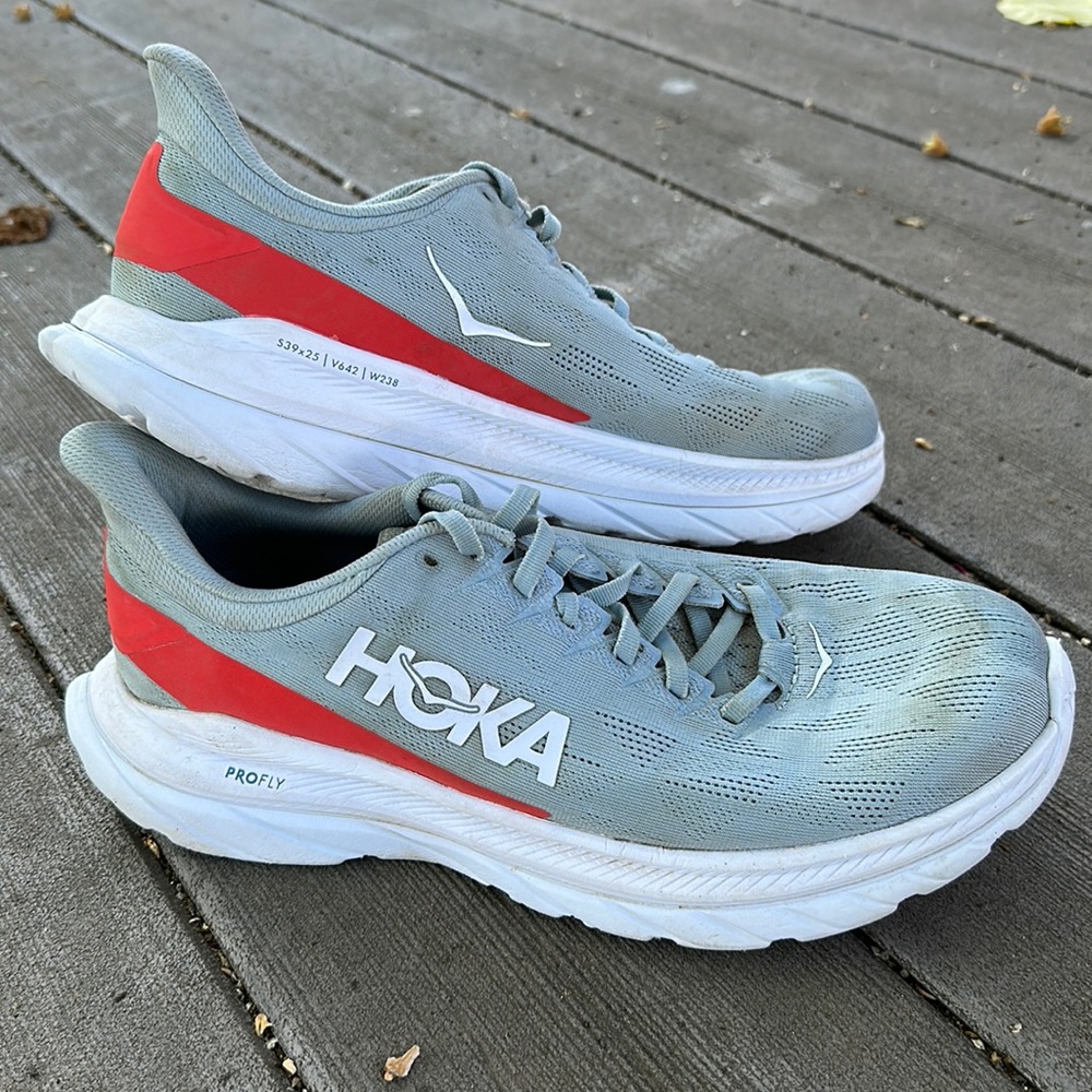 Hoka Mach 4